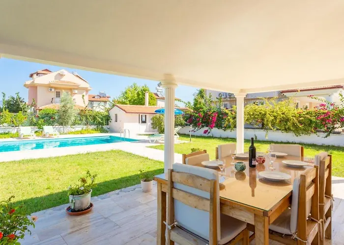 Villa Atlantis